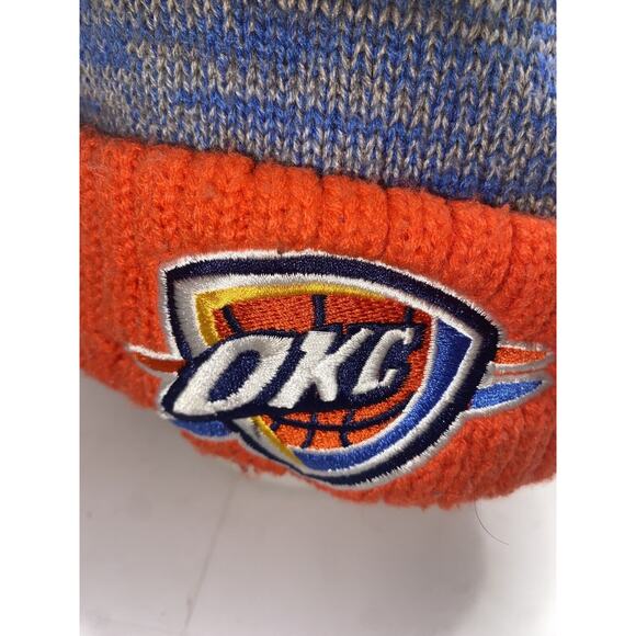 MITCHELL & NESS OKC OKLAHOMA CITY THUNDER BASKETBALL BEANIE CAP ORANGE BLUE - Picture 3 of 8